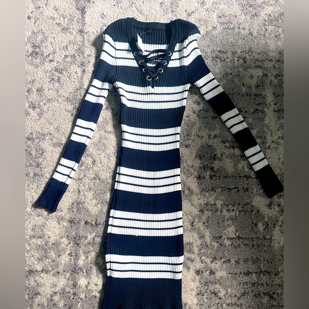 Striped Navy and White Knit Dress stretch L BNWT